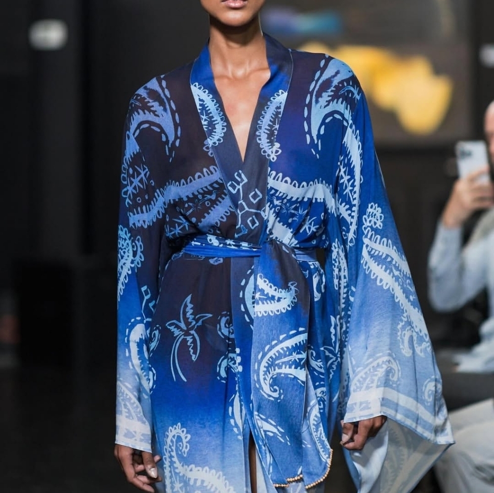 Runway: Sigal Bell Sleeve Kimono Paisley Blue
